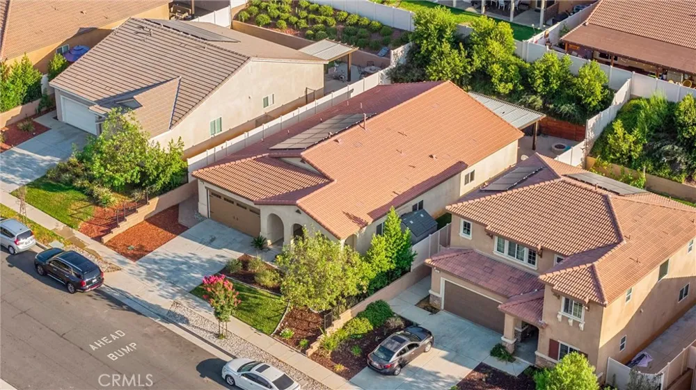 229 Country Club Calimesa, CA 92320