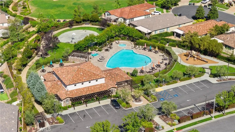 229 Country Club Calimesa, CA 92320