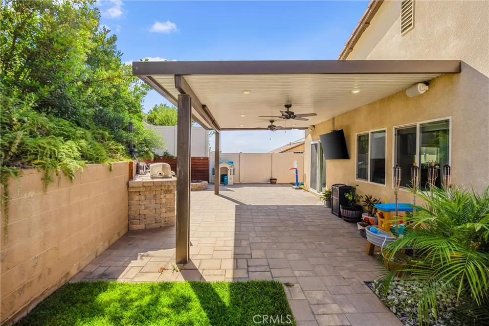 229 Country Club Calimesa, CA 92320