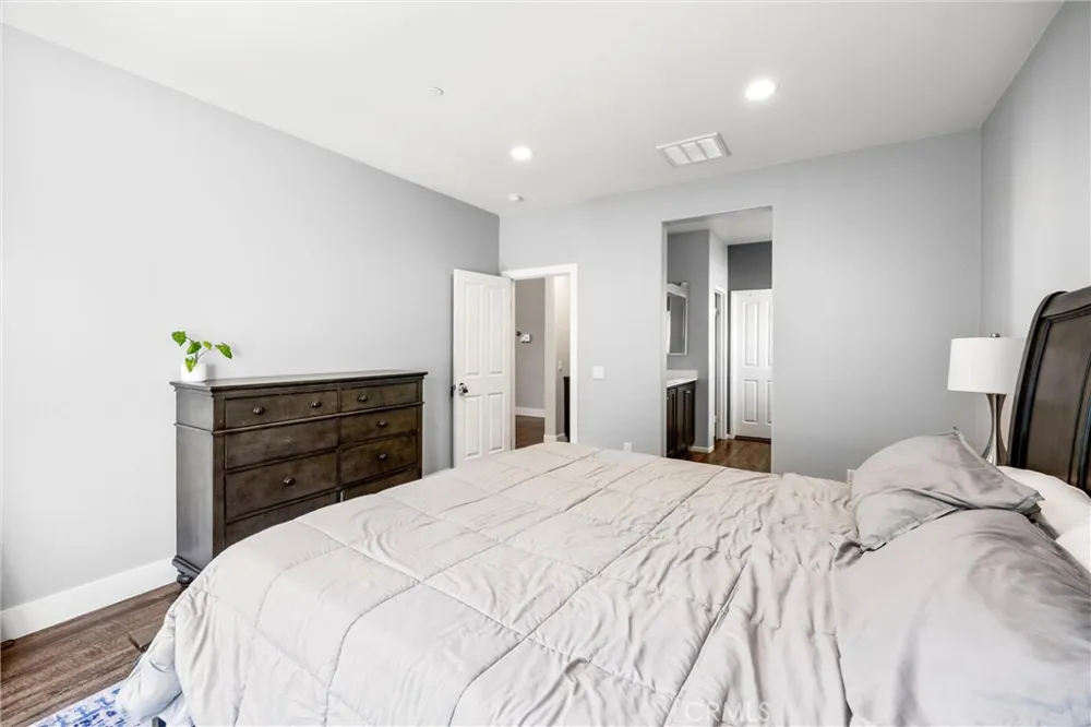 229 Country Club Calimesa, CA 92320