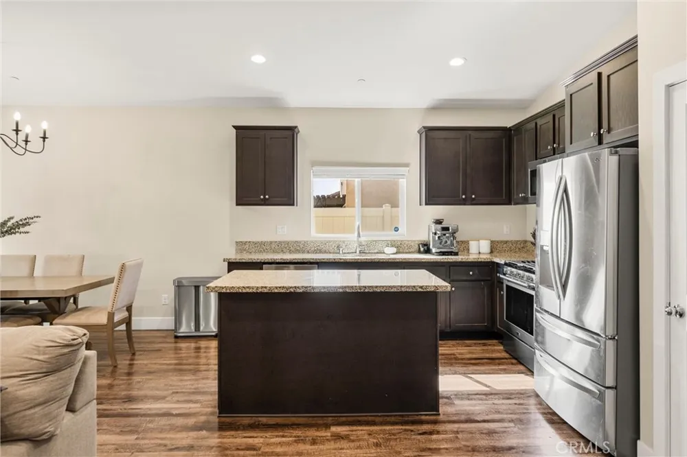229 Country Club Calimesa, CA 92320