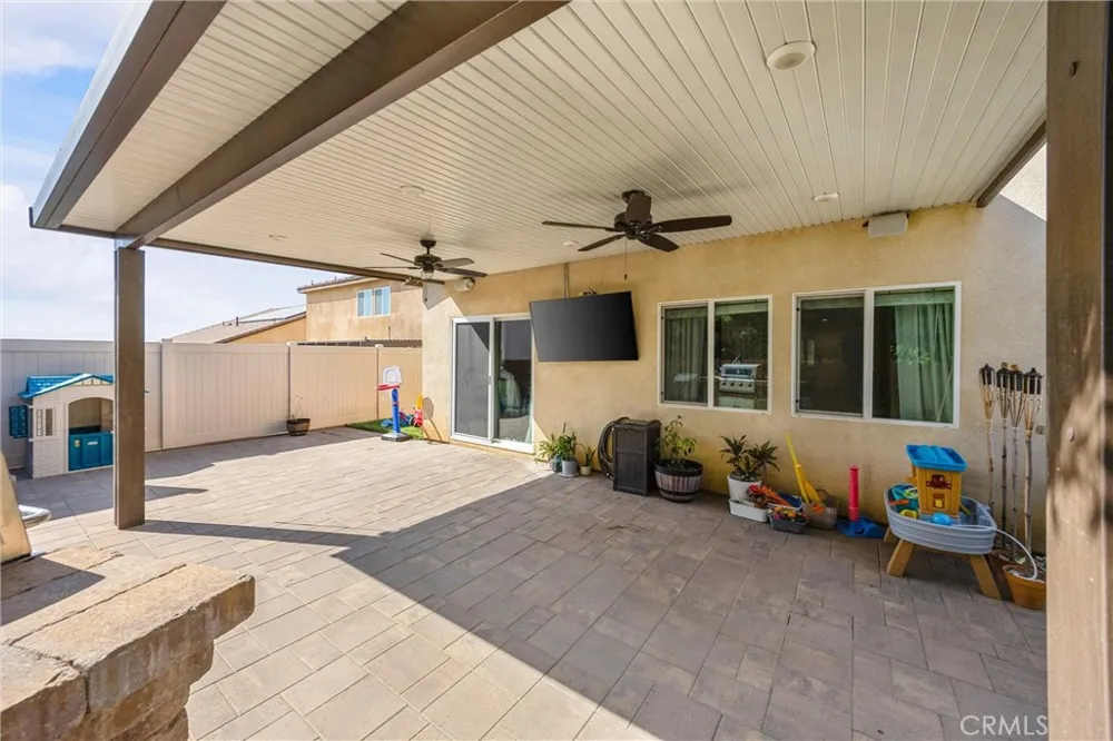 229 Country Club Calimesa, CA 92320