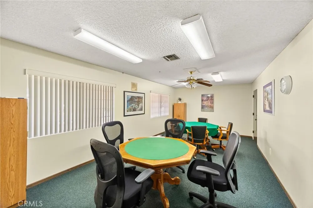 2219 El Toro Hemet, CA 92545