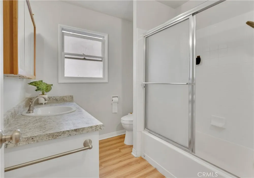 1250 E 1st street #7 Long Beach, CA 90802