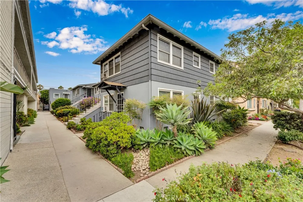 1250 E 1st street #7 Long Beach, CA 90802
