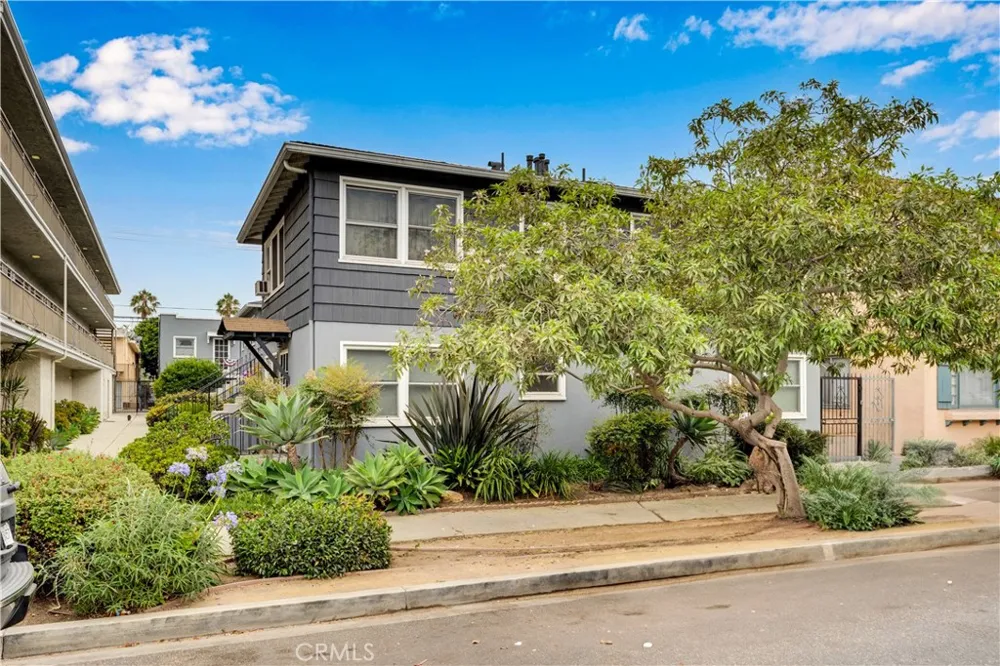 1250 E 1st street #7 Long Beach, CA 90802