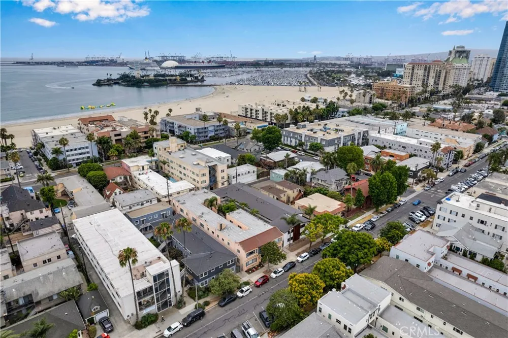 1250 E 1st street #7 Long Beach, CA 90802