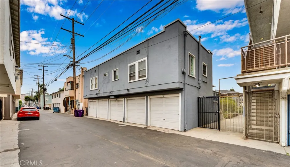 1250 E 1st street #7 Long Beach, CA 90802