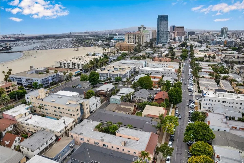 1250 E 1st street #7 Long Beach, CA 90802