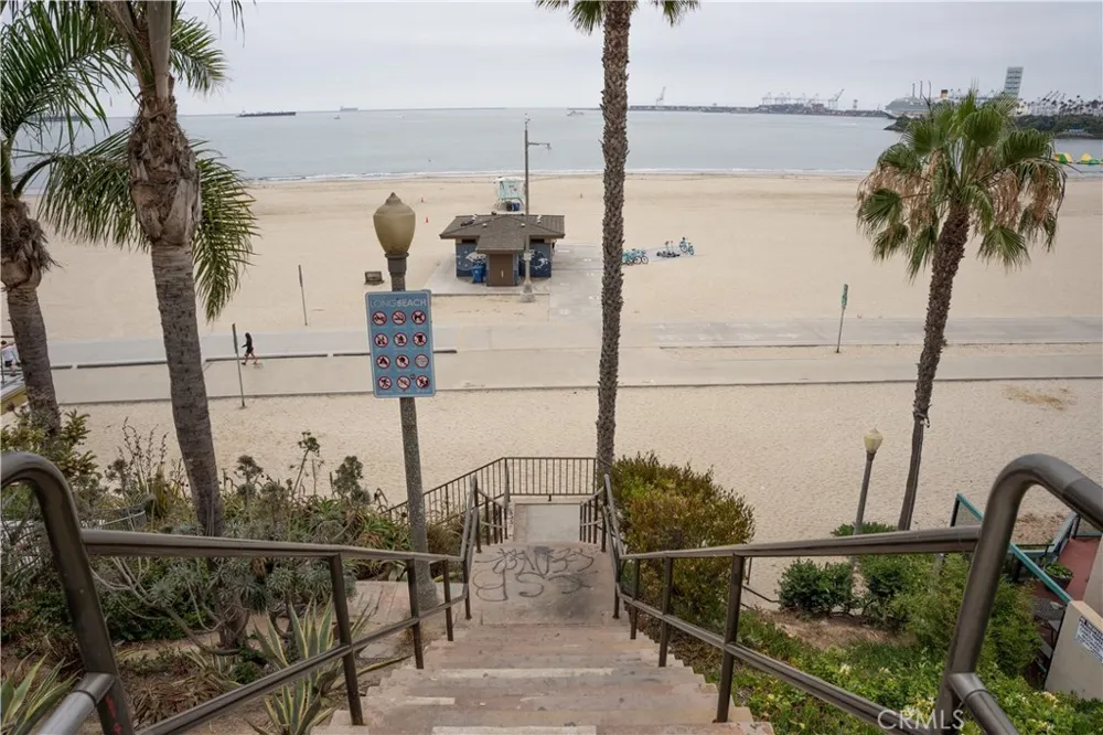 1250 E 1st street #7 Long Beach, CA 90802