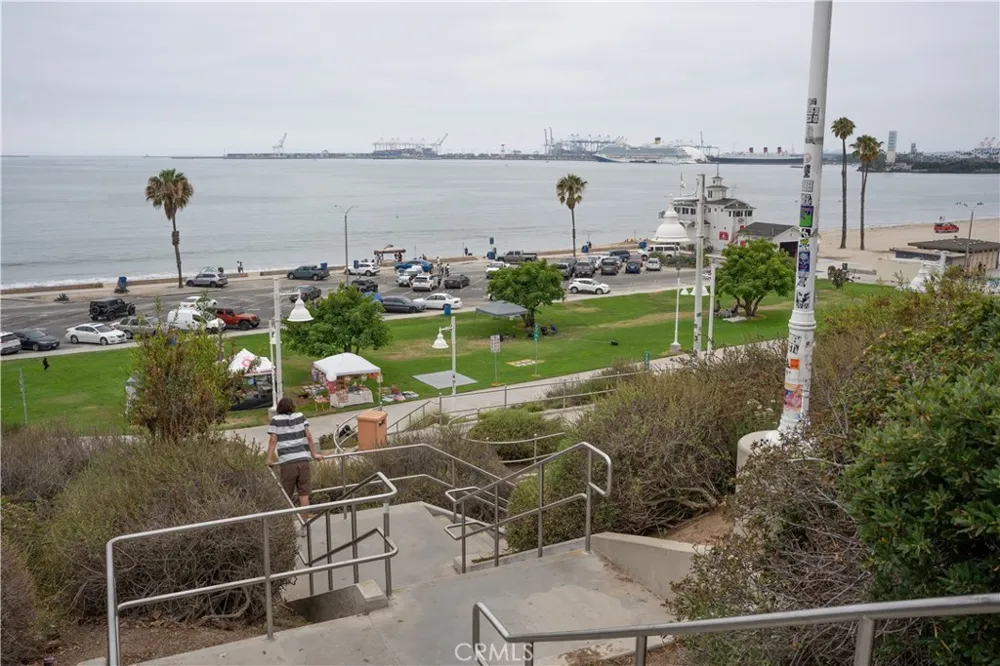 1250 E 1st street #7 Long Beach, CA 90802