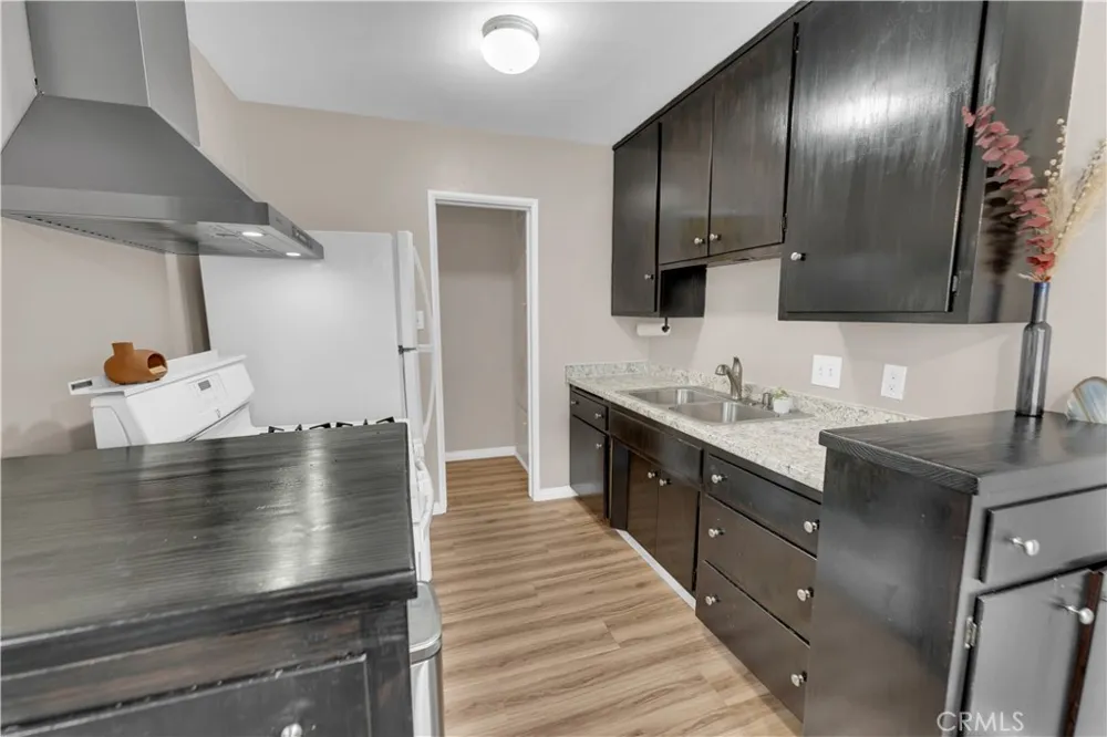 1250 E 1st street #7 Long Beach, CA 90802