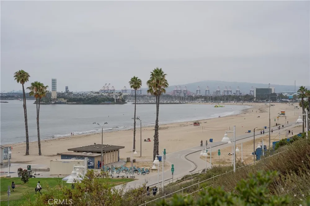 1250 E 1st street #7 Long Beach, CA 90802