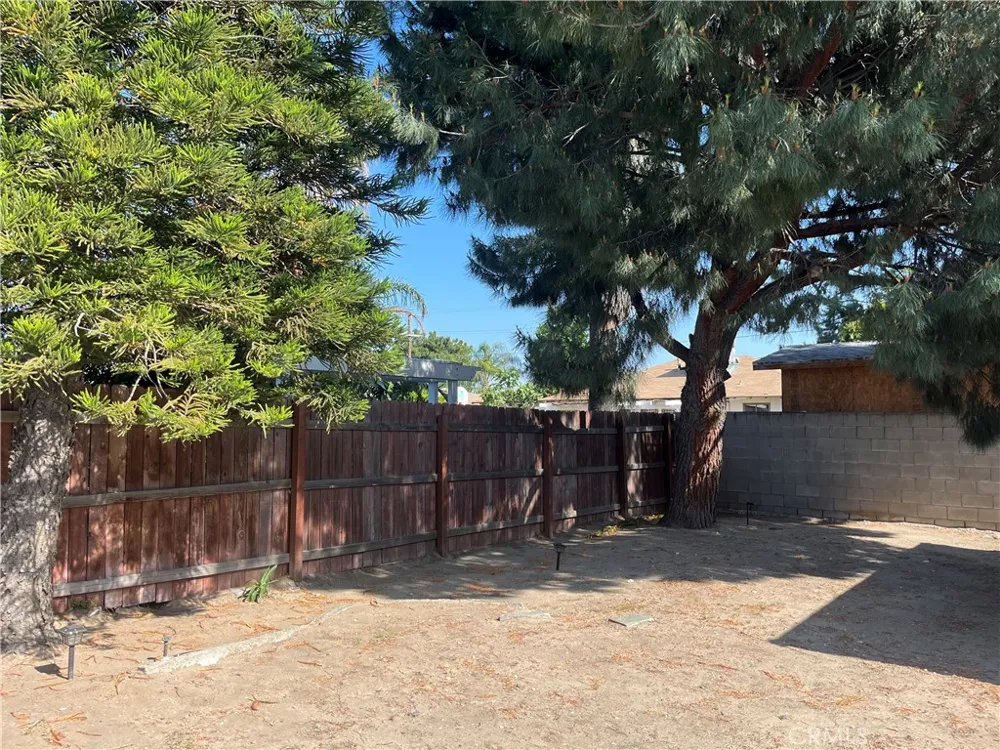 249 W Morgan Rialto, CA 92376