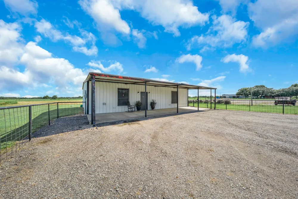 8505 Interstate Highway 30 Cumby, TX 75433