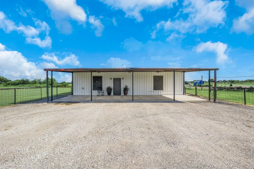 8505 Interstate Highway 30 Cumby, TX 75433