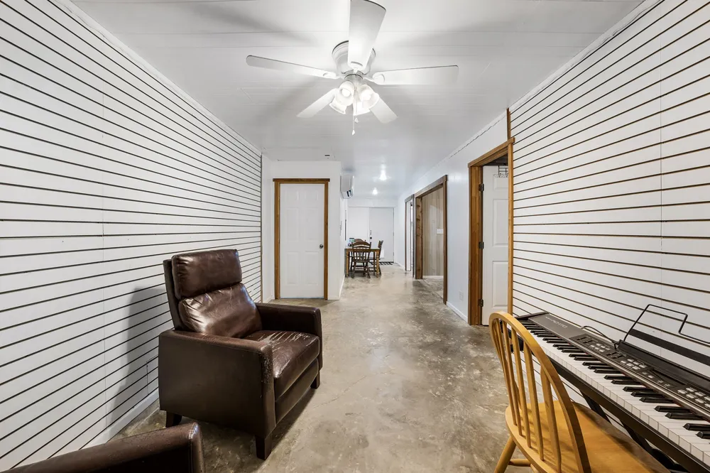 8505 Interstate Highway 30 Cumby, TX 75433