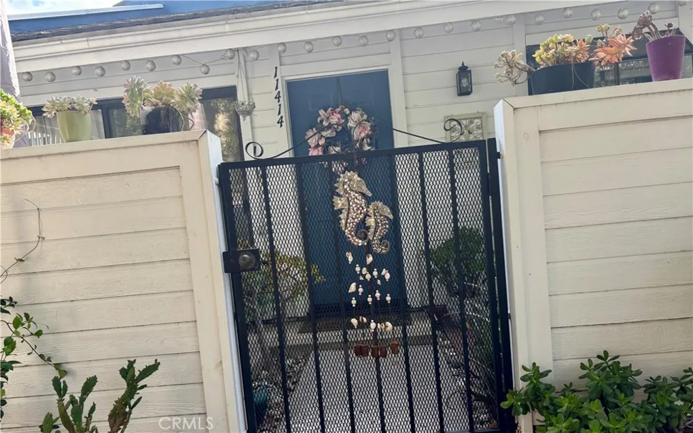 11414 Gettysburg Norwalk, CA 90650