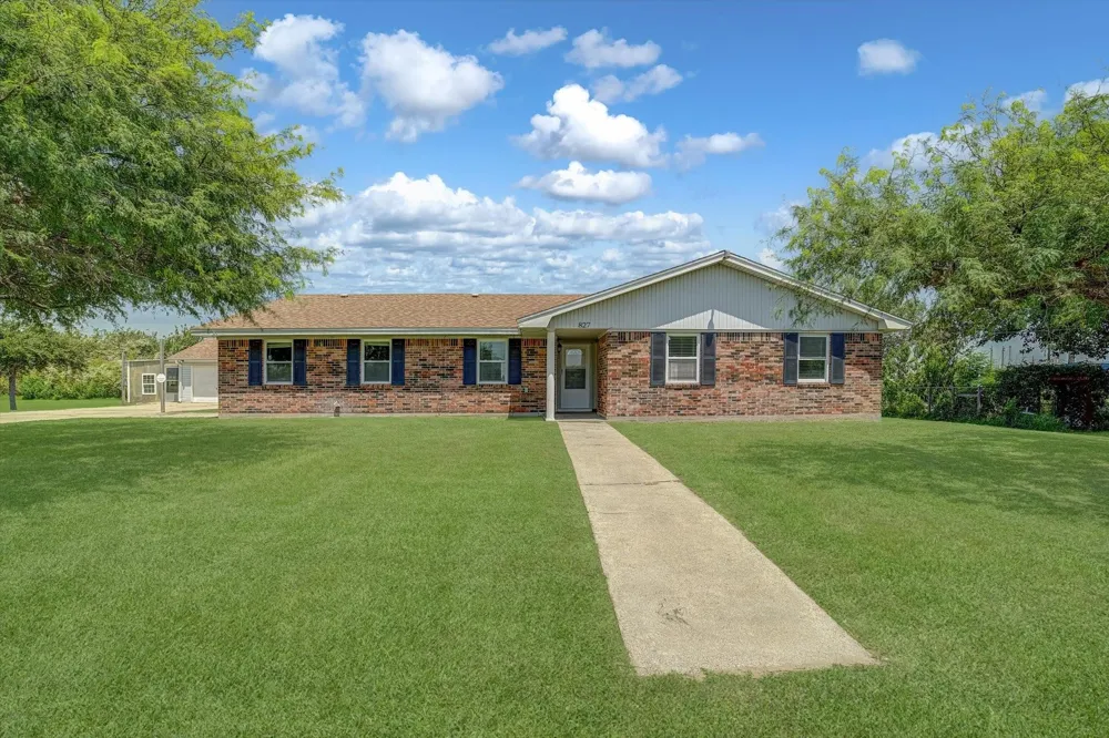 827 Pickney Avenue Port Bolivar, TX 77650
