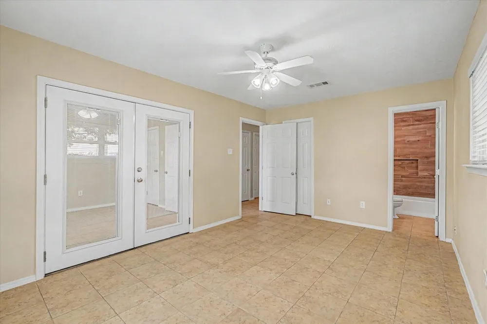 827 Pickney Avenue Port Bolivar, TX 77650