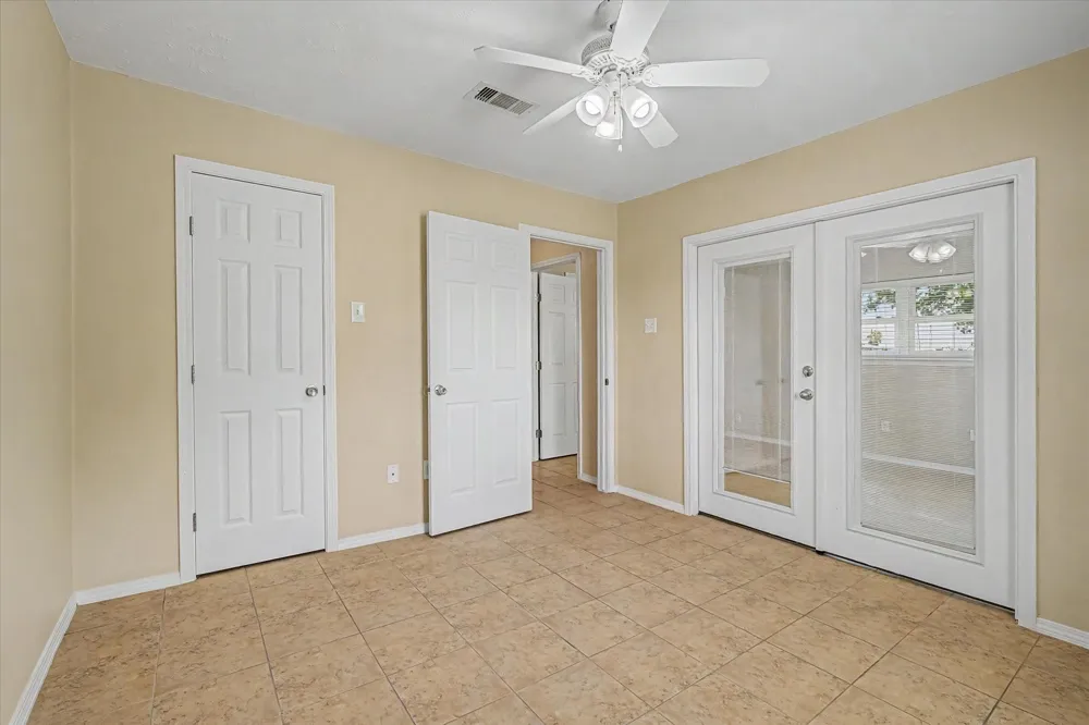 827 Pickney Avenue Port Bolivar, TX 77650