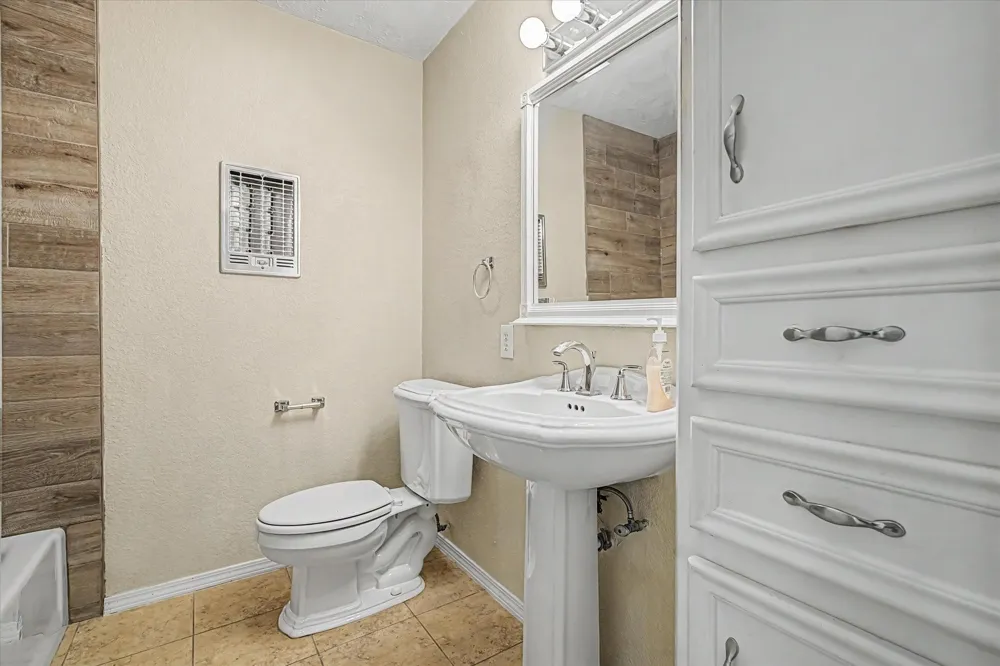 827 Pickney Avenue Port Bolivar, TX 77650