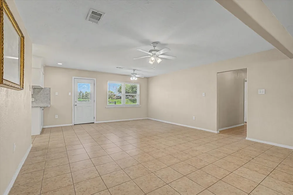 827 Pickney Avenue Port Bolivar, TX 77650