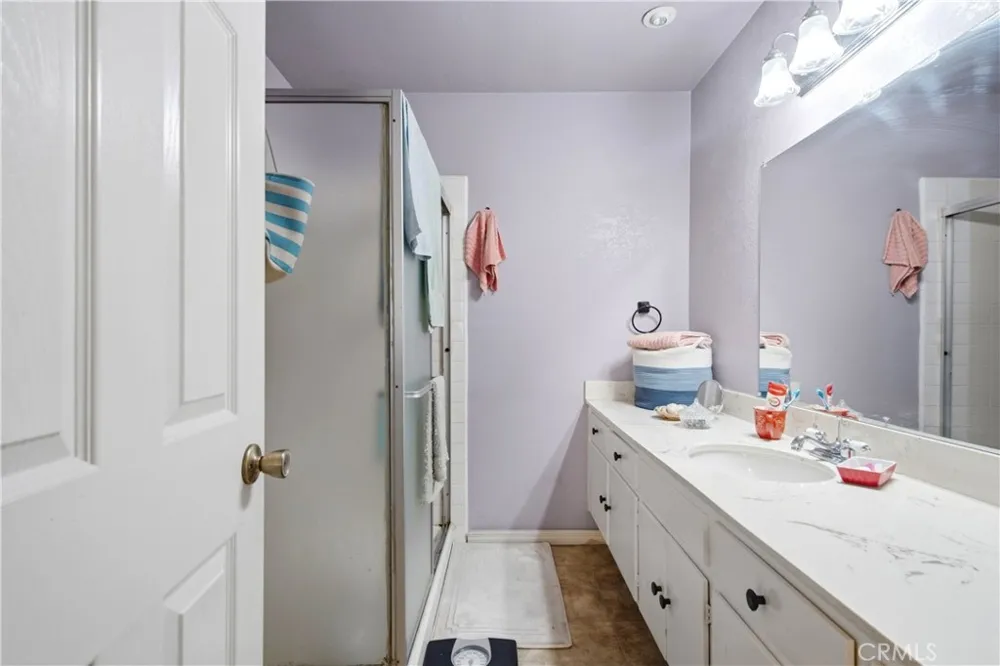 44309 Andale Avenue Lancaster, CA 93535