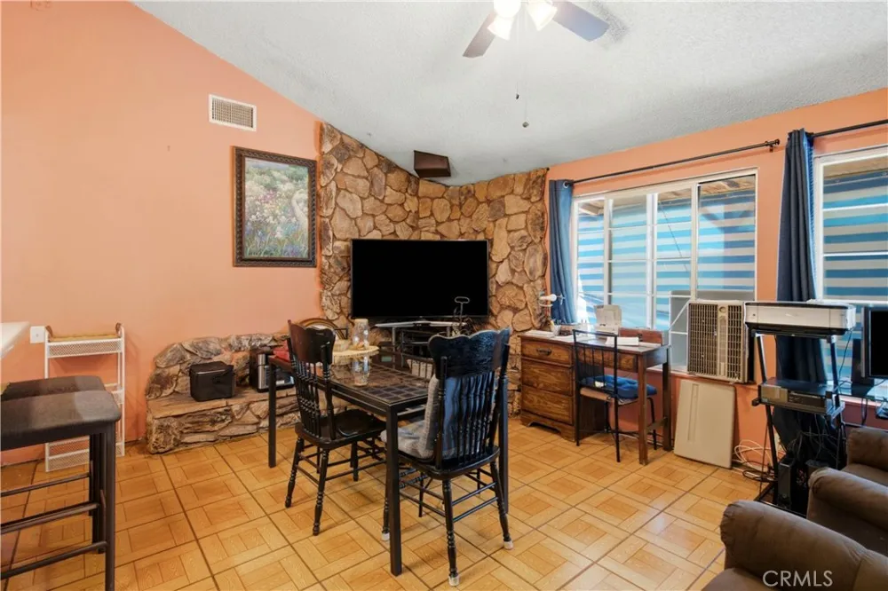 44309 Andale Avenue Lancaster, CA 93535