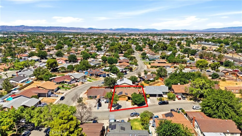 44309 Andale Avenue Lancaster, CA 93535