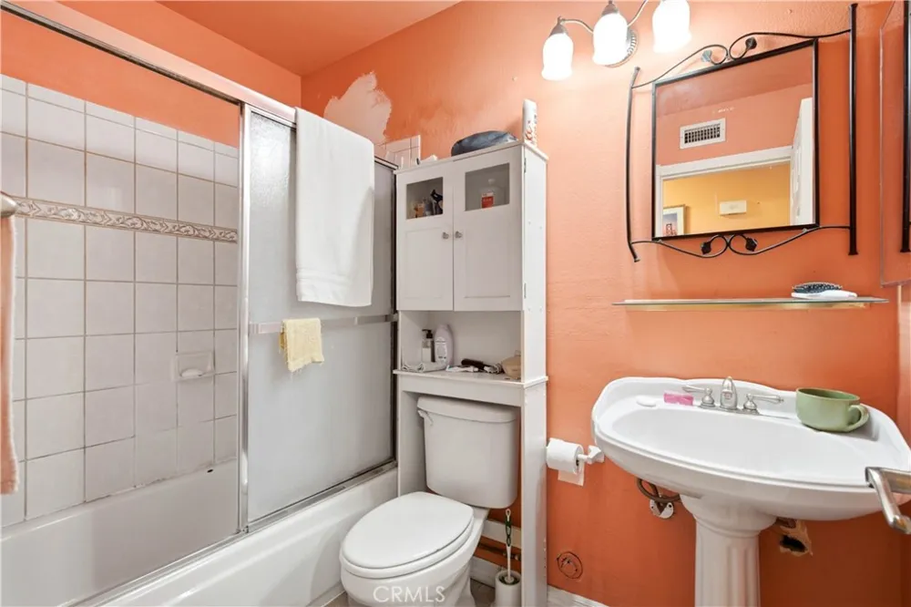 44309 Andale Avenue Lancaster, CA 93535