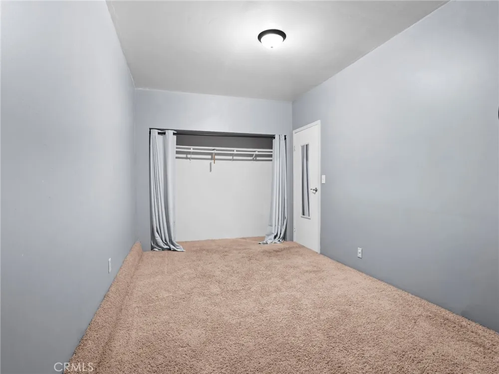 9708 Pomering Downey, CA 90240