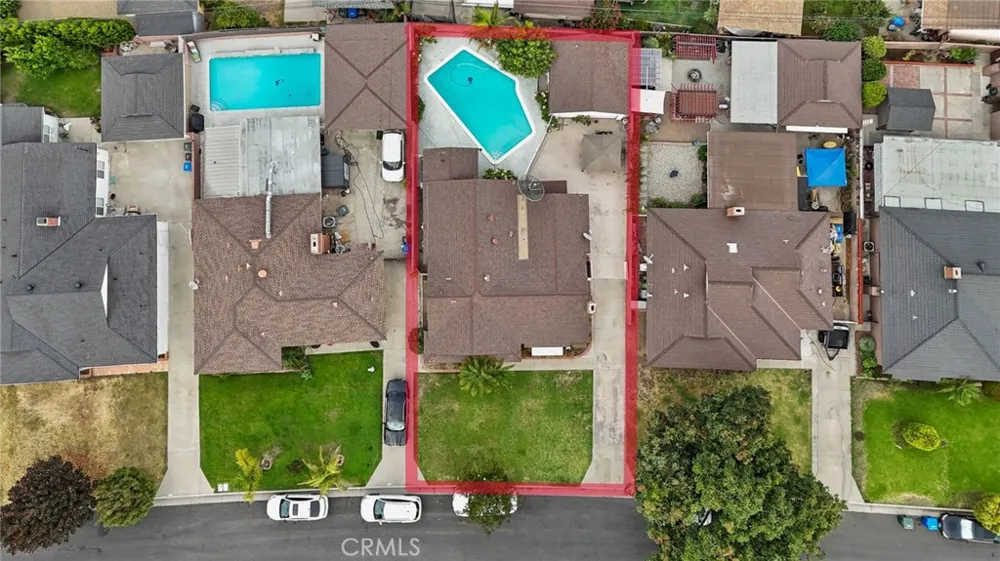 9708 Pomering Downey, CA 90240