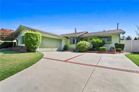 14751 San Esteban Dr