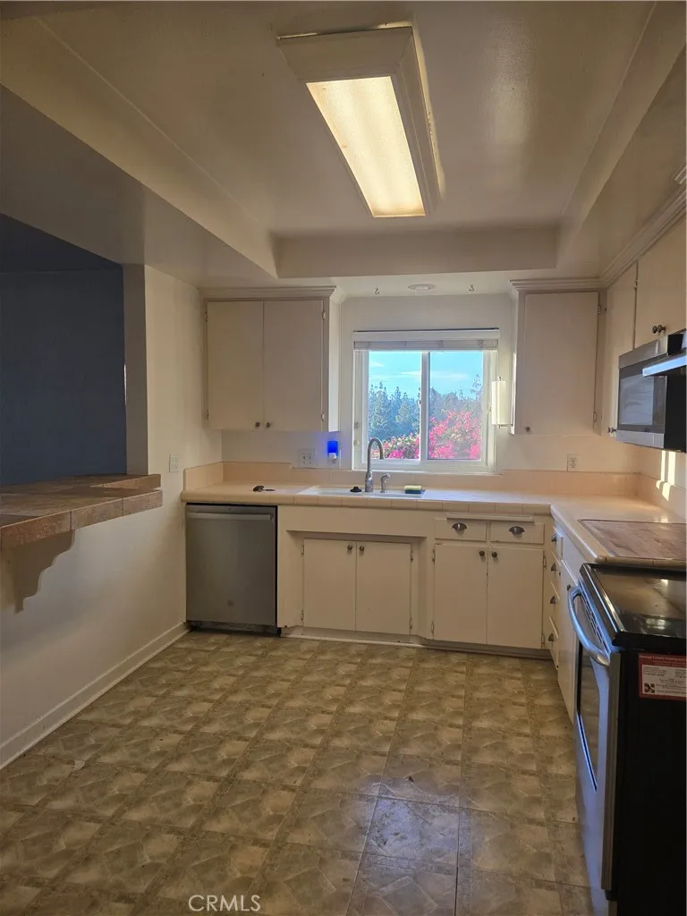 1360 Shadow Lane #K Fullerton, CA 92831