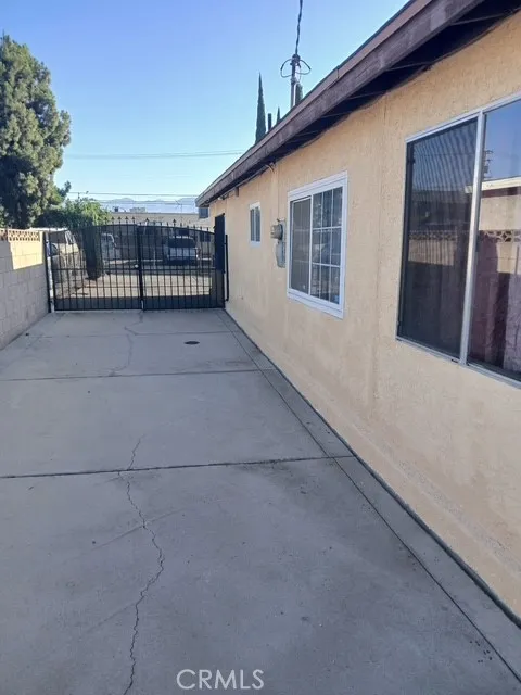344 Lilac Avenue Rialto, CA 92376