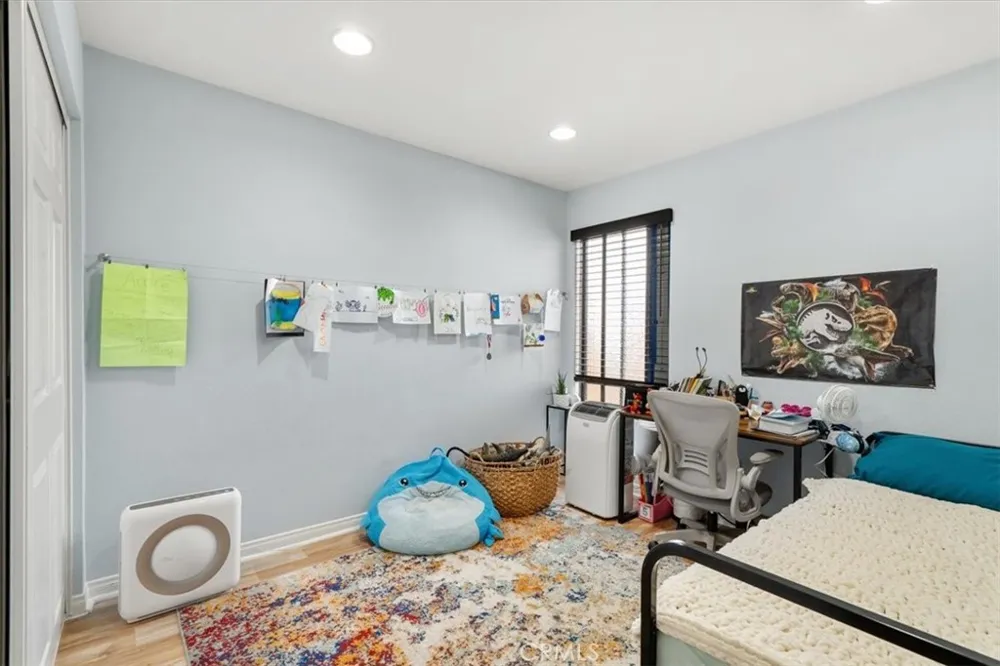1509 Stanley #304 Long Beach, CA 90804