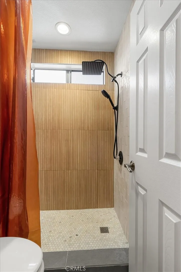 1509 Stanley #304 Long Beach, CA 90804