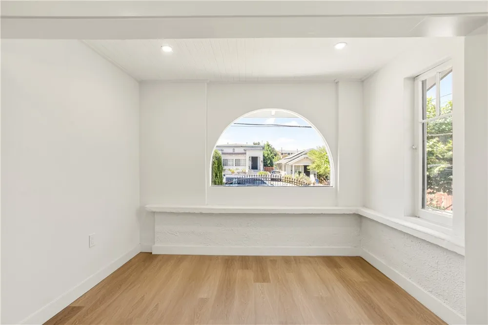 3225 Winter Los Angeles, CA 90063