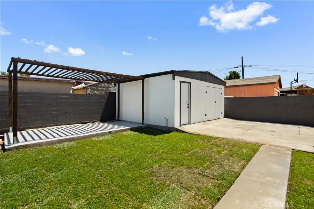 3225 Winter Los Angeles, CA 90063