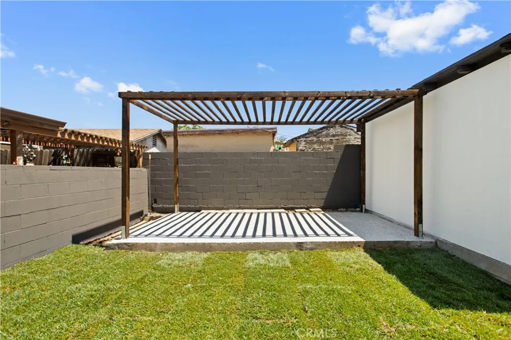 3225 Winter Los Angeles, CA 90063
