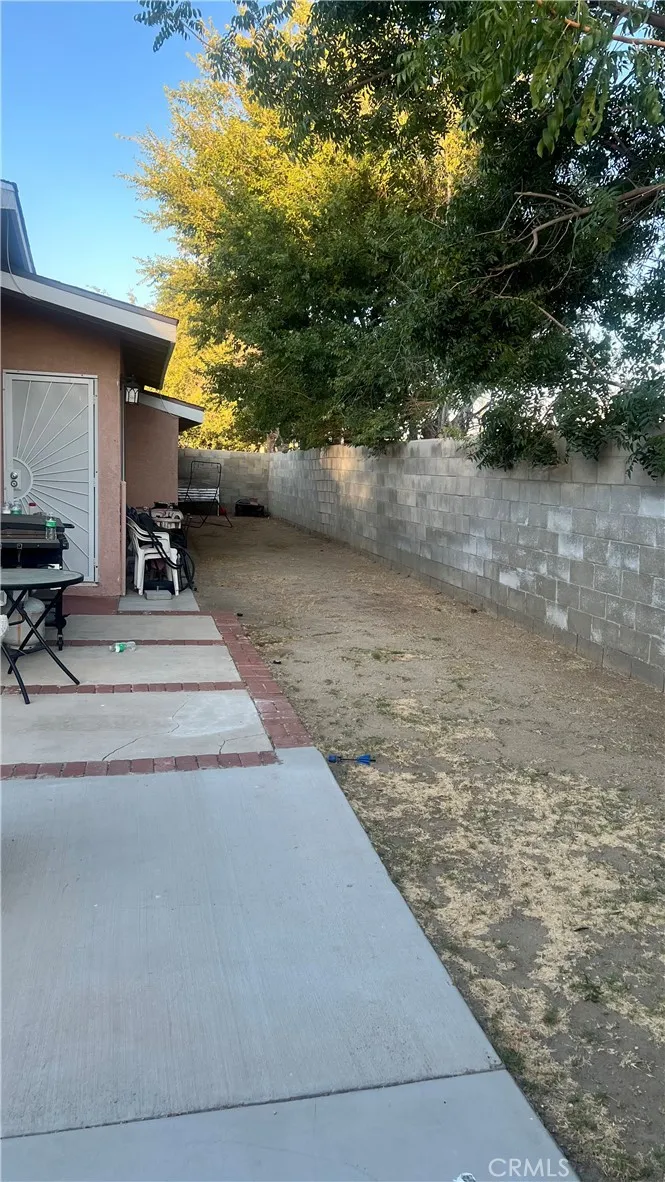 43603 Gingham Avenue Lancaster, CA 93535