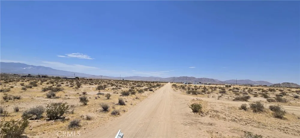 36240 Lantana Street Lucerne Valley, CA 92356