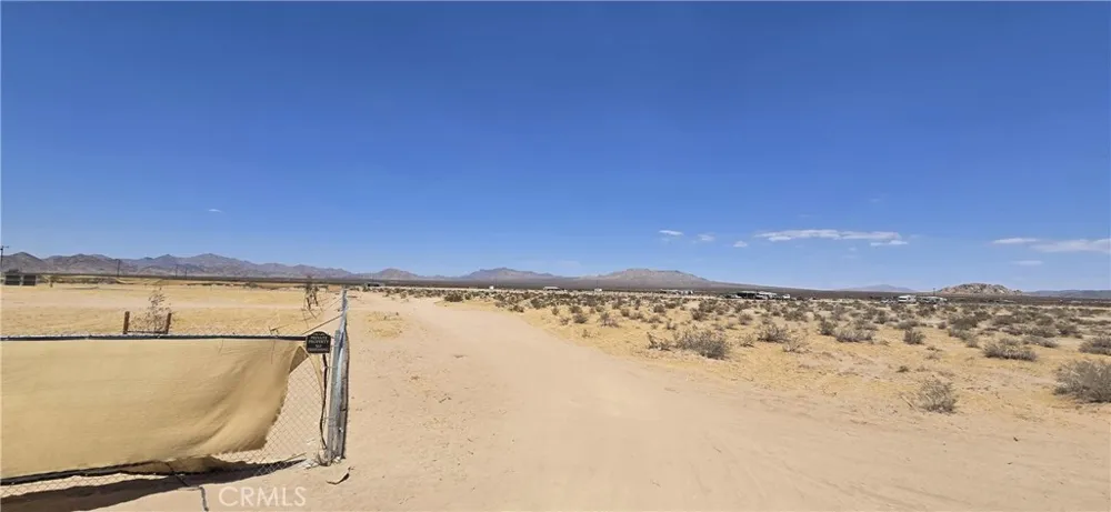 36240 Lantana Street Lucerne Valley, CA 92356
