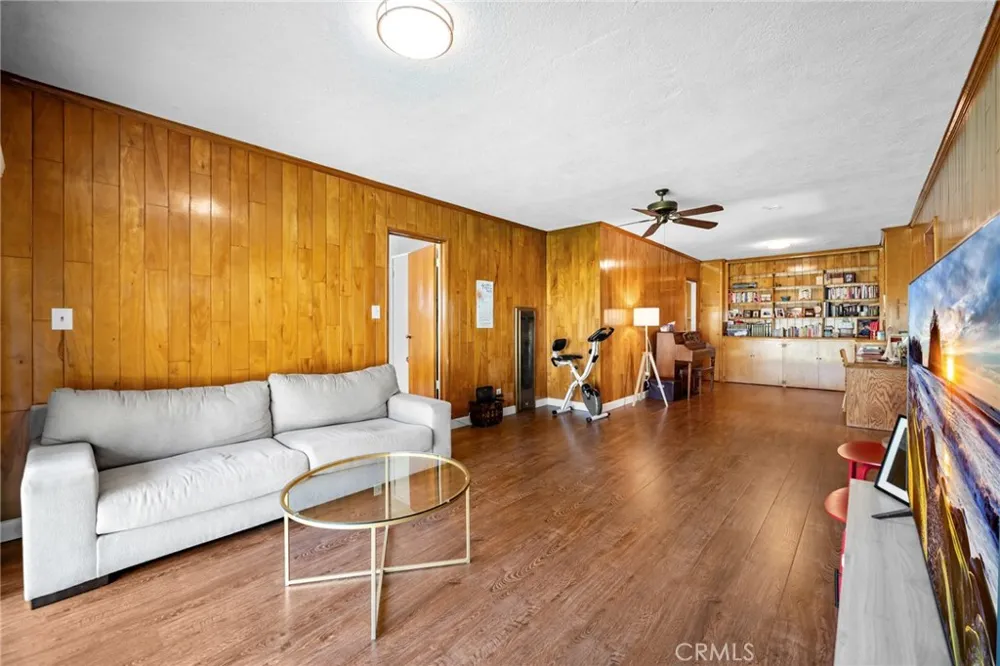 11103 Marbel Avenue Downey, CA 90241