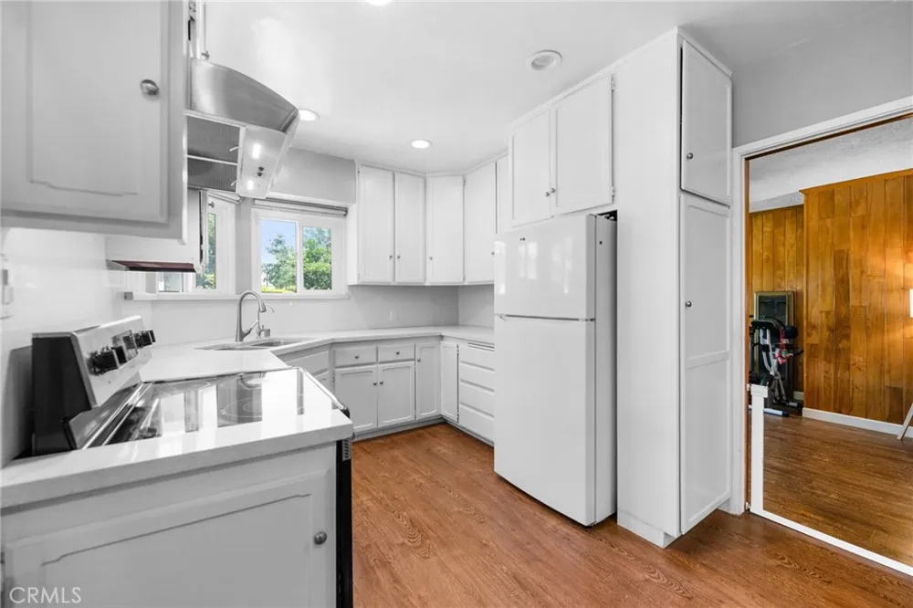 11103 Marbel Avenue Downey, CA 90241