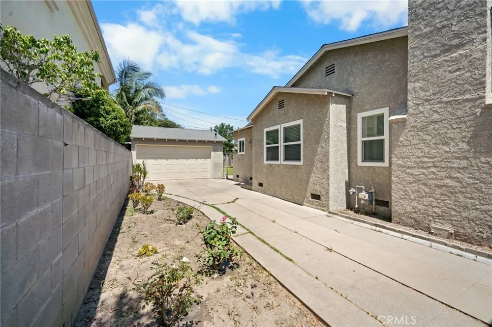 11103 Marbel Avenue Downey, CA 90241