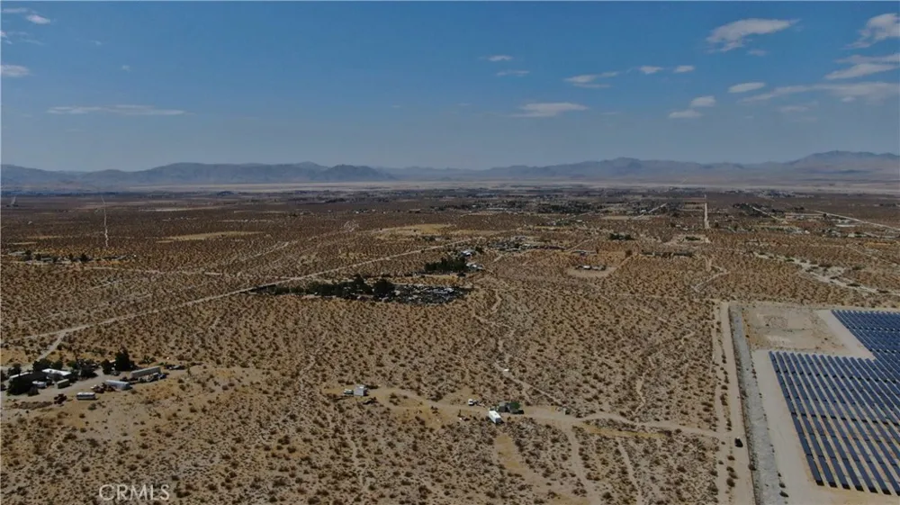 8001 Fairlane Road Lucerne Valley, CA 92356