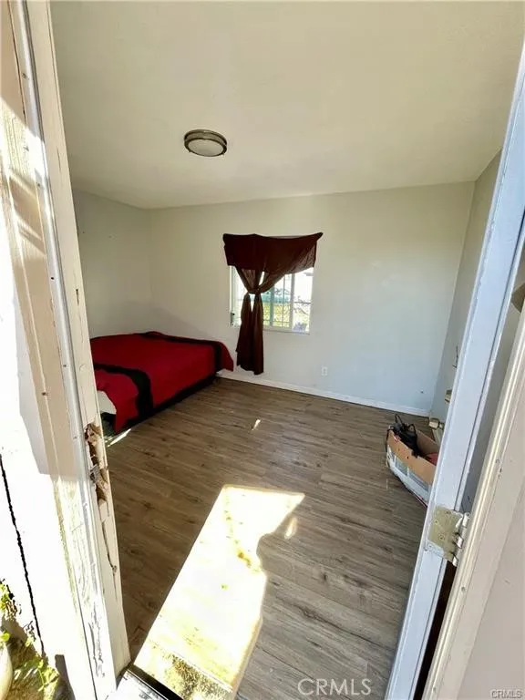 34262 Paris Barstow, CA 92311