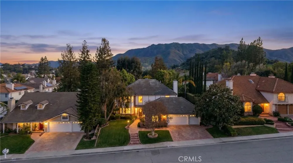 29628 Woodbrook Agoura Hills, CA 91301